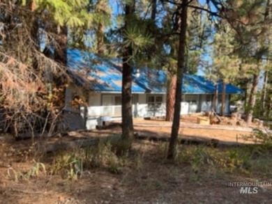 This is it! The most inexpensive dwelling in all of Garden on Terrace Lakes Golf Resort in Idaho - for sale on GolfHomes.com, golf home, golf lot