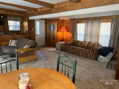 This is it! The most inexpensive dwelling in all of Garden on Terrace Lakes Golf Resort in Idaho - for sale on GolfHomes.com, golf home, golf lot