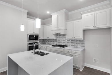 MLS# 20812507 - Built by Altura Homes - Ready Now! ~ This on Heath Golf and Yacht Club in Texas - for sale on GolfHomes.com, golf home, golf lot