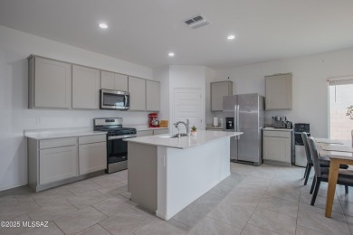 RARE FIND - LARGEST LOT (0.22 ACRE) IN THE COMMUNITY! This on Silverbell Golf Course in Arizona - for sale on GolfHomes.com, golf home, golf lot