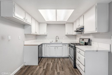 AFFORDABLE 2bd 2ba condo in the growing city of Victorville on Green Tree Golf Course in California - for sale on GolfHomes.com, golf home, golf lot