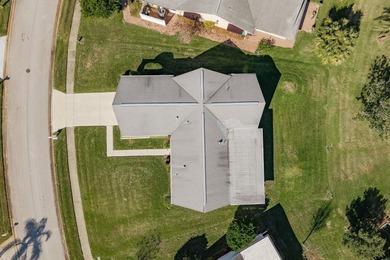 Under contract-accepting backup offers. Welcome to this on Highland Lakes Executive Golf Course in Florida - for sale on GolfHomes.com, golf home, golf lot