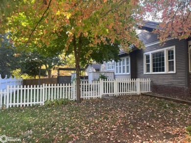 Seller is offering a $10,000 credit at close for painting and on Oskaloosa Golf in Iowa - for sale on GolfHomes.com, golf home, golf lot