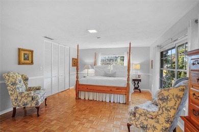 This 4-bed 3 bathroom home in Longwood offers multi-generational on Rolling Hills Golf Club in Florida - for sale on GolfHomes.com, golf home, golf lot