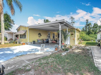 (Ver Espanol Abajo)  Lot rent $587 includes use of park on Lake Henry Golf Club in Florida - for sale on GolfHomes.com, golf home, golf lot
