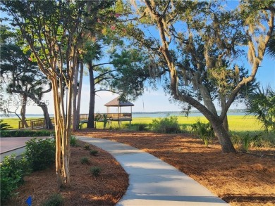 Spacious 3 BR/2 BA home in beautiful Rose Hill Plantation on Rose Hill Golf Club in South Carolina - for sale on GolfHomes.com, golf home, golf lot