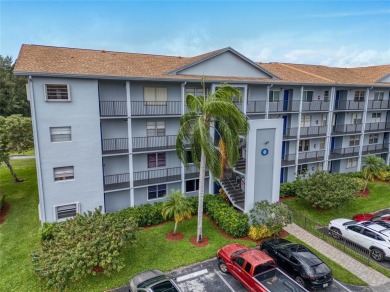 800 SW 125th Way 202 on Flamingo Lakes Country Club in Florida - for sale on GolfHomes.com, golf home, golf lot