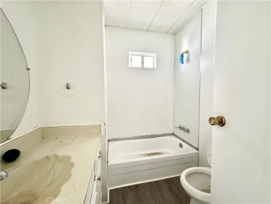 This charming 2 bedroom, 2 bathroom mobile home is located in on Hidden Springs Country Club in California - for sale on GolfHomes.com, golf home, golf lot