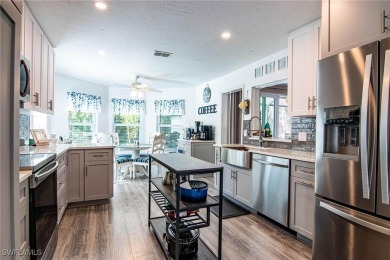 MOTIVATED SELLER SAYS BRING AN OFFER! REDUCED! MOVE IN on Sabal Springs Golf and Racquet Club in Florida - for sale on GolfHomes.com, golf home, golf lot