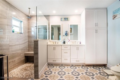 MOTIVATED SELLER SAYS BRING AN OFFER! REDUCED! MOVE IN on Sabal Springs Golf and Racquet Club in Florida - for sale on GolfHomes.com, golf home, golf lot