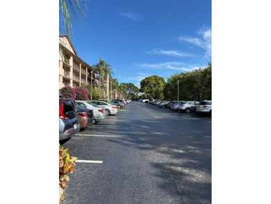 INVESTORS' DREAM - NO RENTAL WAITING PERIOD! Spacious 2BR/2BA, 1 on Flamingo Lakes Country Club in Florida - for sale on GolfHomes.com, golf home, golf lot