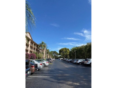 INVESTORS' DREAM - NO RENTAL WAITING PERIOD! Spacious 2BR/2BA, 1 on Flamingo Lakes Country Club in Florida - for sale on GolfHomes.com, golf home, golf lot