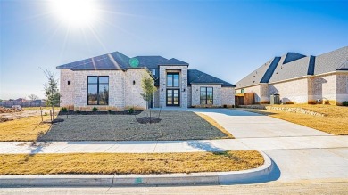 New build by Aubree Homes in Thomas Crossing.  3 or 4 bedroom, 2 on Southern Oaks Golf Club in Texas - for sale on GolfHomes.com, golf home, golf lot