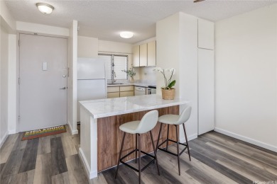 NEW AMAZING PRICE! Absolutely beautiful move in ready and on Honolulu Country Club in Hawaii - for sale on GolfHomes.com, golf home, golf lot