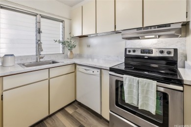 NEW AMAZING PRICE! Absolutely beautiful move in ready and on Honolulu Country Club in Hawaii - for sale on GolfHomes.com, golf home, golf lot