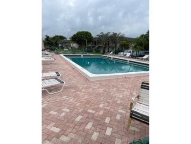 Welcome To Stuart Florida ,Perfect Location! 1 Bedroom 1 Bath on Monterey Yacht and Country Club in Florida - for sale on GolfHomes.com, golf home, golf lot