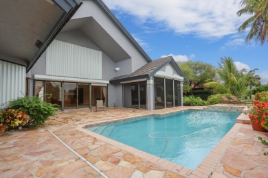 BEAUTIFUL LAKE VIEWS. SITUATED ON CUL-DE-SAC. NEEDS TENDER on  in Florida - for sale on GolfHomes.com, golf home, golf lot
