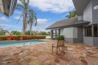 BEAUTIFUL LAKE VIEWS. SITUATED ON CUL-DE-SAC. NEEDS TENDER on  in Florida - for sale on GolfHomes.com, golf home, golf lot