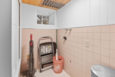 Fully Renovated Moonridge Cabin - Stylish, Turnkey  Adjacent to on Big Bear Mountain Ski and Golf Resort in California - for sale on GolfHomes.com, golf home, golf lot