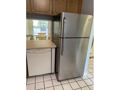 Welcome To Stuart Florida ,Perfect Location! 1 Bedroom 1 Bath on Monterey Yacht and Country Club in Florida - for sale on GolfHomes.com, golf home, golf lot