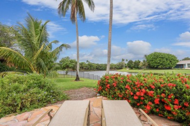 BEAUTIFUL LAKE VIEWS. SITUATED ON CUL-DE-SAC. NEEDS TENDER on  in Florida - for sale on GolfHomes.com, golf home, golf lot