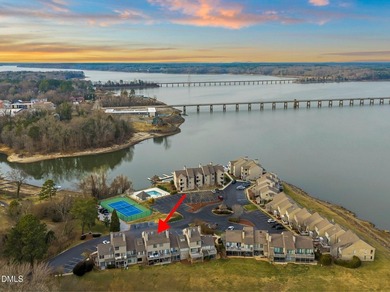 THE MOORINGS Unit 12 is a highly sought-after GROUND FLOOR unit on Kinderton Country Club in Virginia - for sale on GolfHomes.com, golf home, golf lot