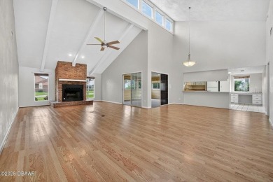 NEW CARPET and Beautiful Natural Lighting throughout! Come see on The Club At Pelican Bay - North Course in Florida - for sale on GolfHomes.com, golf home, golf lot