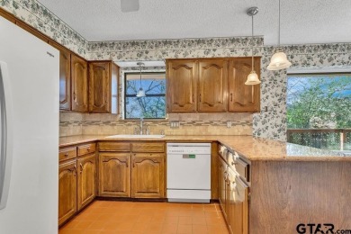 Enjoy all the amenities that Hide Away has to offer and this on Hide-A-Way Lake Golf Course in Texas - for sale on GolfHomes.com, golf home, golf lot