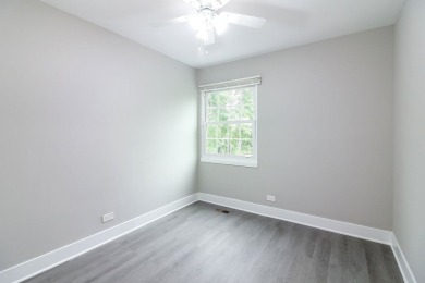 Beautifully Updated 3-Bed, 2-Bath Raised Ranch on Quiet on Poplar Creek Country Club in Illinois - for sale on GolfHomes.com, golf home, golf lot
