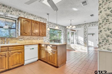 Enjoy all the amenities that Hide Away has to offer and this on Hide-A-Way Lake Golf Course in Texas - for sale on GolfHomes.com, golf home, golf lot