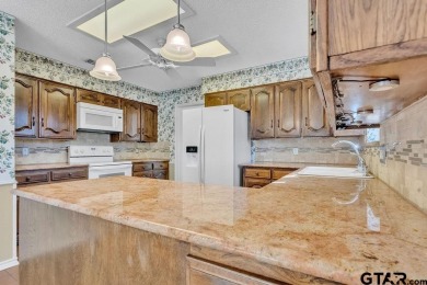 Enjoy all the amenities that Hide Away has to offer and this on Hide-A-Way Lake Golf Course in Texas - for sale on GolfHomes.com, golf home, golf lot