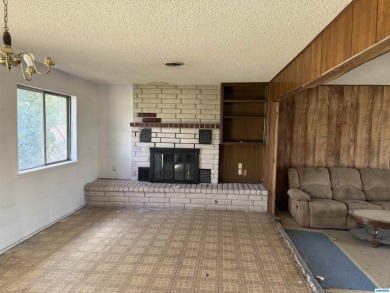 Here's an investment opportunity that could really turn out well on Silver City Golf Course in New Mexico - for sale on GolfHomes.com, golf home, golf lot