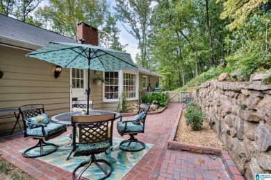 ABSOLUTE SHOW STOPPER w/ TIMELESS CHARM & SOPHISTICATION! on Anniston Country Club in Alabama - for sale on GolfHomes.com, golf home, golf lot