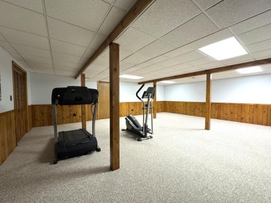 Enjoy simple living in this single story TIMBER RIDGE home. An on Timber Ridge Golf Club in Wisconsin - for sale on GolfHomes.com, golf home, golf lot