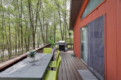 Welcome to this beautifully updated bi-level home, perfectly on The Hideout Golf in Pennsylvania - for sale on GolfHomes.com, golf home, golf lot