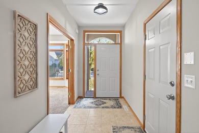 Beautiful Detached Townhome on The Wilds Golf Course! Located in on The Wilds Golf Club in Minnesota - for sale on GolfHomes.com, golf home, golf lot