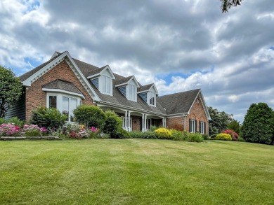 This lovely home is nestled between two golf courses and a huge on St. Andrews Golf and Country Club in Illinois - for sale on GolfHomes.com, golf home, golf lot
