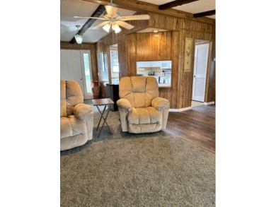 Great Opportunity in this Premier Ocala 55+ Community! Gorgeous on Rolling Greens Executive Golf Community in Florida - for sale on GolfHomes.com, golf home, golf lot