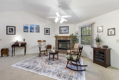 NEW LISTING! All offers due by Tuesday at 5:00 PM! This charming on Coronado Golf Course in Arkansas - for sale on GolfHomes.com, golf home, golf lot