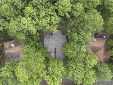 NEW LISTING! All offers due by Tuesday at 5:00 PM! This charming on Coronado Golf Course in Arkansas - for sale on GolfHomes.com, golf home, golf lot