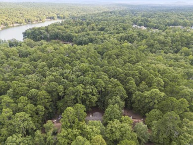 NEW LISTING! All offers due by Tuesday at 5:00 PM! This charming on Coronado Golf Course in Arkansas - for sale on GolfHomes.com, golf home, golf lot