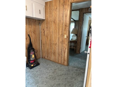 Great Opportunity in this Premier Ocala 55+ Community! Gorgeous on Rolling Greens Executive Golf Community in Florida - for sale on GolfHomes.com, golf home, golf lot