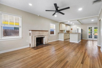 Rare chance to own this beautiful cottage in the sought after on Lake Worth Municipal Golf Course in Florida - for sale on GolfHomes.com, golf home, golf lot