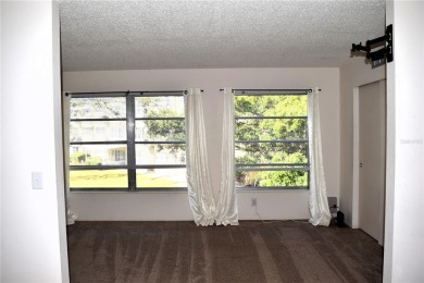 Under contract-accepting backup offers. Welcome to the active on On Top Of The World Golf Course in Florida - for sale on GolfHomes.com, golf home, golf lot