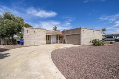 Unlock the lifestyle you've been dreaming of with this rare golf on Rolling Hills Golf Course in Arizona - for sale on GolfHomes.com, golf home, golf lot
