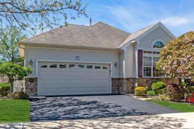 2 bed, 2 bath home in the desirable 55+ Renaissance Adult on Renaissance Country Club in New Jersey - for sale on GolfHomes.com, golf home, golf lot