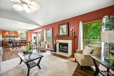 WOW -- Rare Lakefront Opportunity on a Private Cul-de-sac on 1/2 on Raintree Country Club in Missouri - for sale on GolfHomes.com, golf home, golf lot