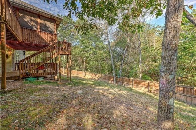 Welcome to your new home in NWA! Nestled in a cul-de-sac just 15 on Bella Vista Country Club - Kingswood in Arkansas - for sale on GolfHomes.com, golf home, golf lot