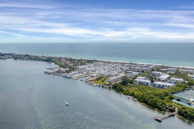 Welcome to a beautiful hidden gem of tropical paradise on on Longboat Key Golf Club in Florida - for sale on GolfHomes.com, golf home, golf lot