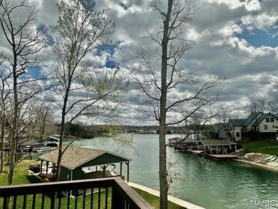 WOW -- Rare Lakefront Opportunity on a Private Cul-de-sac on 1/2 on Raintree Country Club in Missouri - for sale on GolfHomes.com, golf home, golf lot